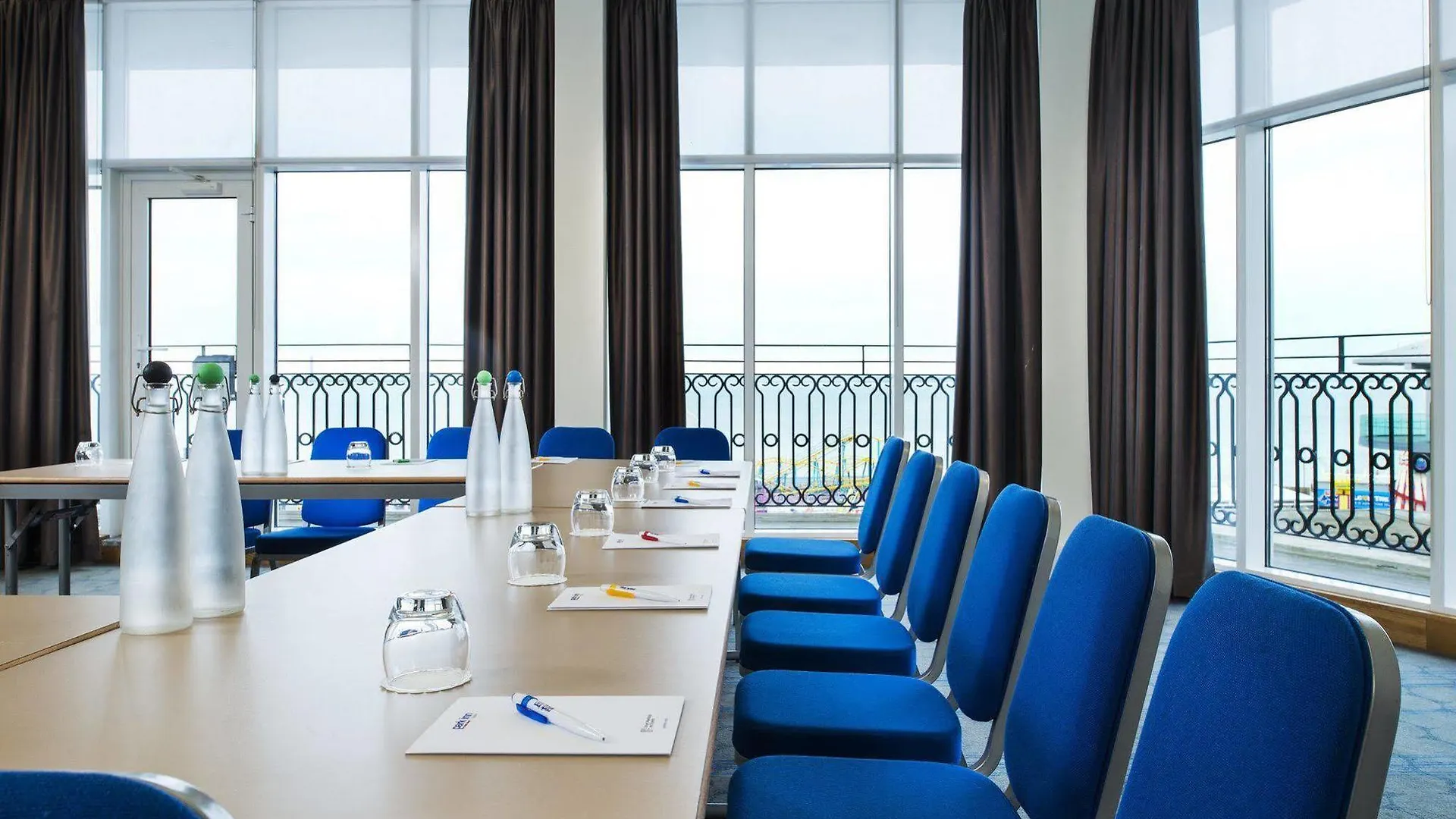 סאות'אנד און סי Park Inn By Radisson Palace 3*, סאות'אנד און סי